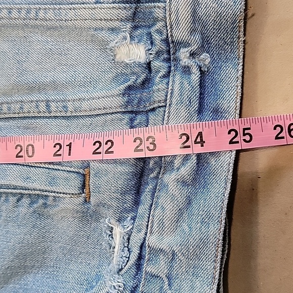 Madewell Size M Oversized Jean Jacket, Distressed, Medium Wash, Exc. Usede Cond. - Picture 10 of 12